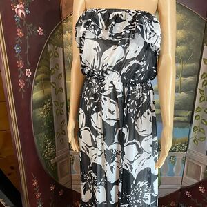 Strapless Maxi Dress Black & White Medium by Lapis.